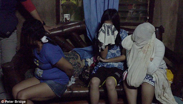 Amateur Hidden Cam Porn mya g horney housewife pictures
